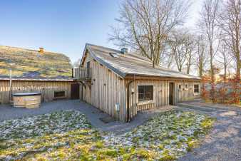 Charmantes Ferienhaus in Bastogne fr 4 Personen mit Garten und Warmwasserbad