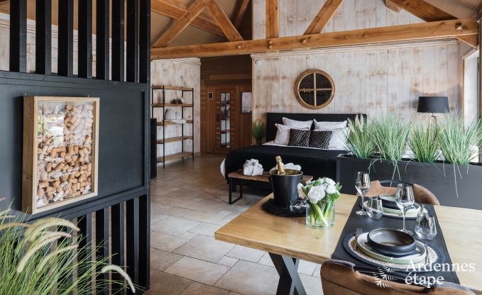 Romantisches Ferienhaus mit Wellness in Beauraing, Ardennen