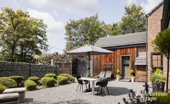 Romantisches Ferienhaus mit Wellness in Beauraing, Ardennen