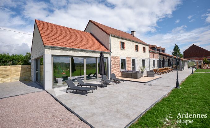 Ferienhaus mit Innenpool in Froidchapelle, Ardennen