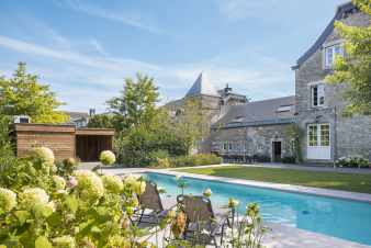 Schlossbauernhof mit Pool fr 28 Personen in Hamoir, in den Ardennen