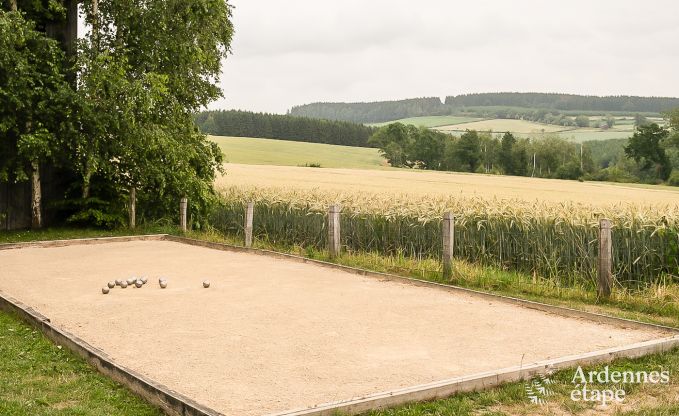 Luxusvilla in Houffalize: Unterkunft fr 18 Personen mit Pool, Sauna und privatem Garten in den Ardennen