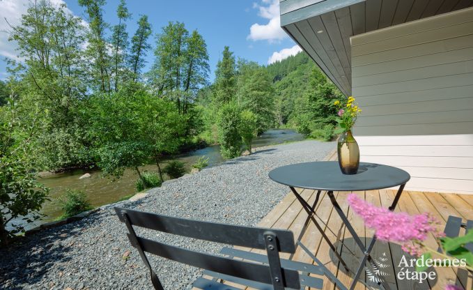 Umweltfreundliches Chalet in La Roche-en-Ardenne, am Ufer der Ourthe