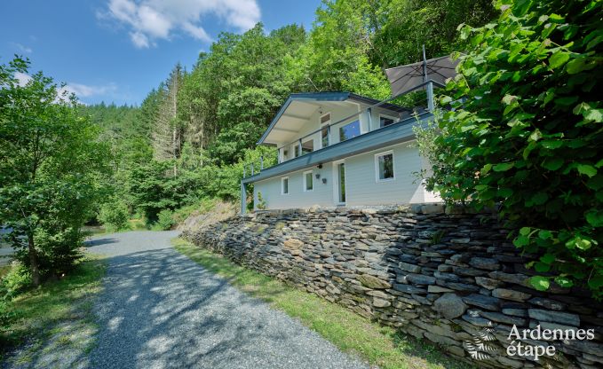 Umweltfreundliches Chalet in La Roche-en-Ardenne, am Ufer der Ourthe