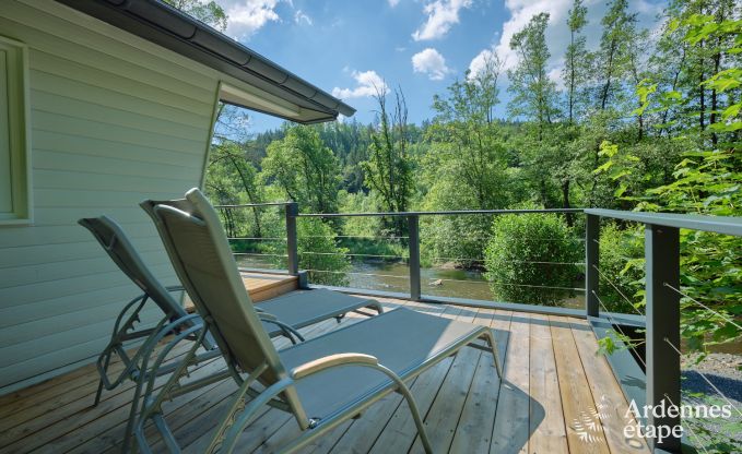 Umweltfreundliches Chalet in La Roche-en-Ardenne, am Ufer der Ourthe