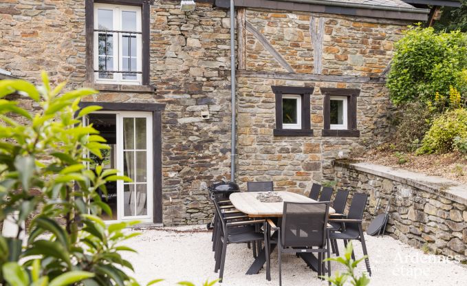 Ferienhaus mit Garten, Grill und Kamin in Redu, Ardennen