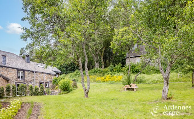 Ferienhaus mit Garten, Grill und Kamin in Redu, Ardennen