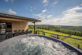 Ferienhaus in Rochehaut, Ardennen: 5 Schlafzimmer und herrliche Aussicht