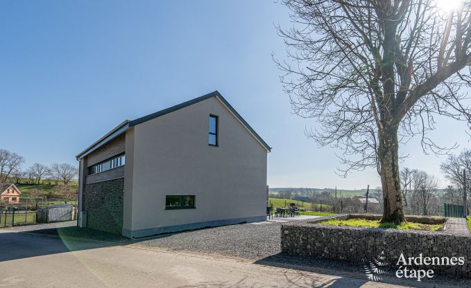 Luxurise und hundefreundliche Ferienwohnung mit Pool in Sainte-Ode, Ardennen