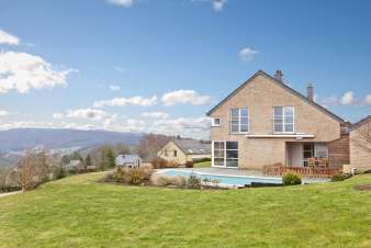 Ferienhaus fr 8 Personen mit Swimmingpool im Garten in Trois-Ponts