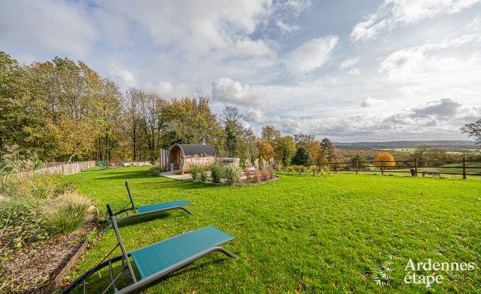 Unvergesslicher Aufenthalt in Villers-en-Fagne: Ferienhaus mit Sauna, Jacuzzi und atemberaubender Aussicht in den Ardennen.