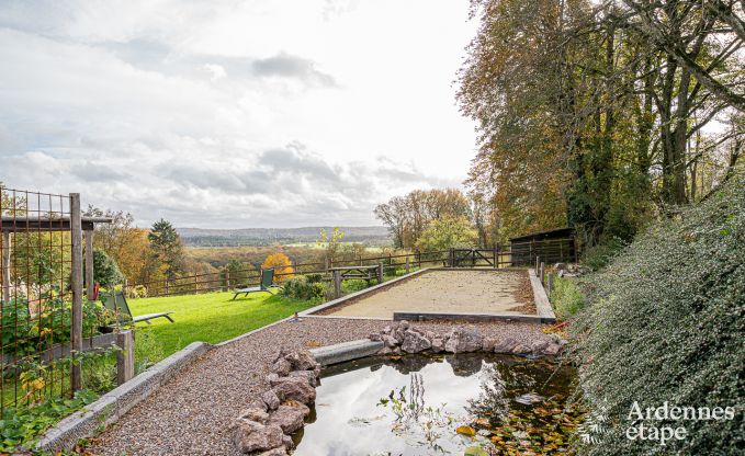 Unvergesslicher Aufenthalt in Villers-en-Fagne: Ferienhaus mit Sauna, Jacuzzi und atemberaubender Aussicht in den Ardennen.