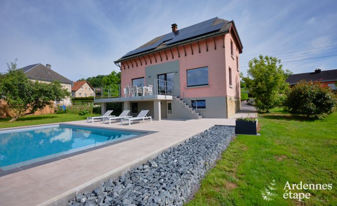 Modernes und komfortables Ferienhaus in Virton, Ardennen